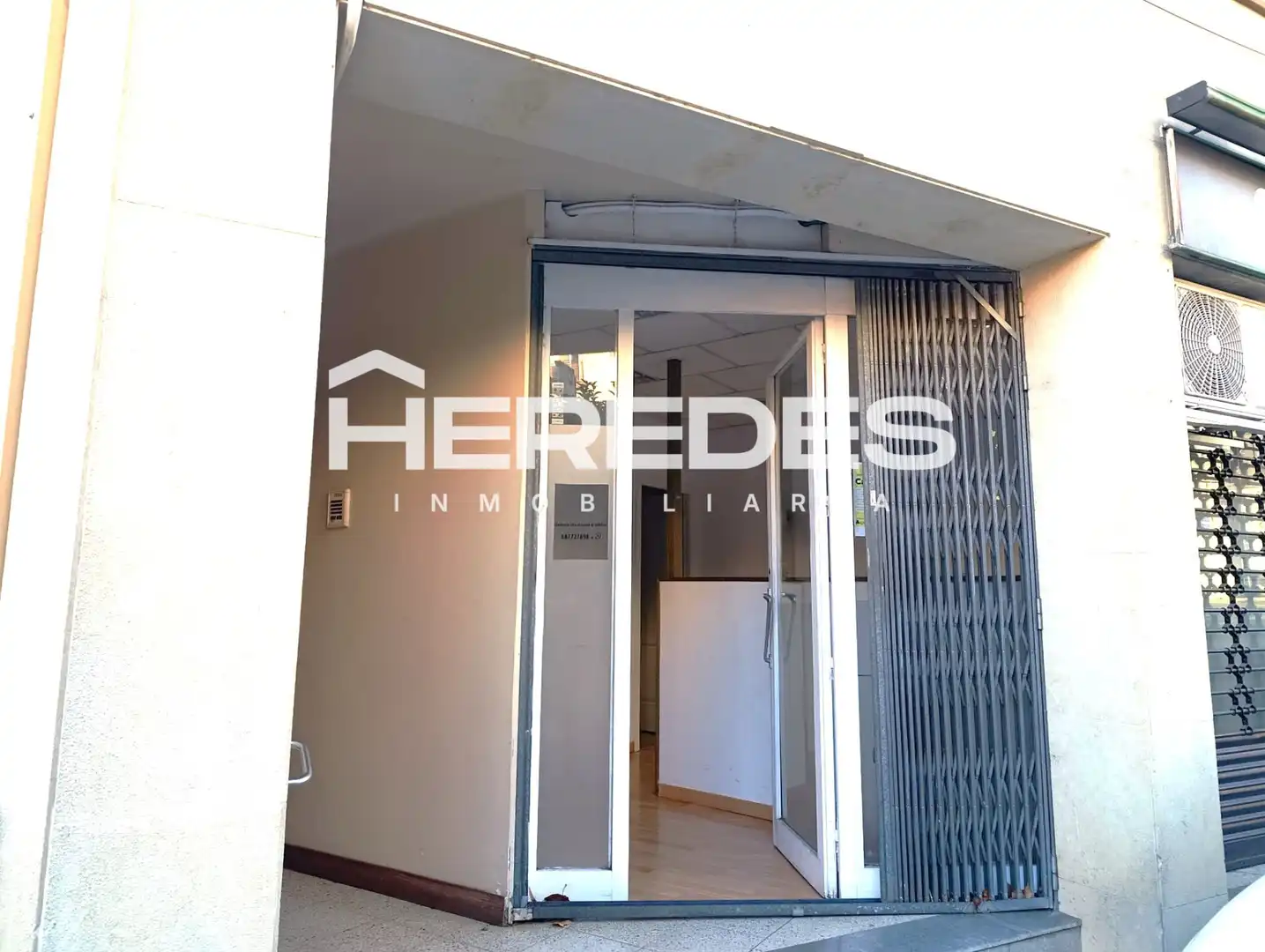 Local de alquiler en Torrelles de Llobregat con Aire acondicionado y Calefacción