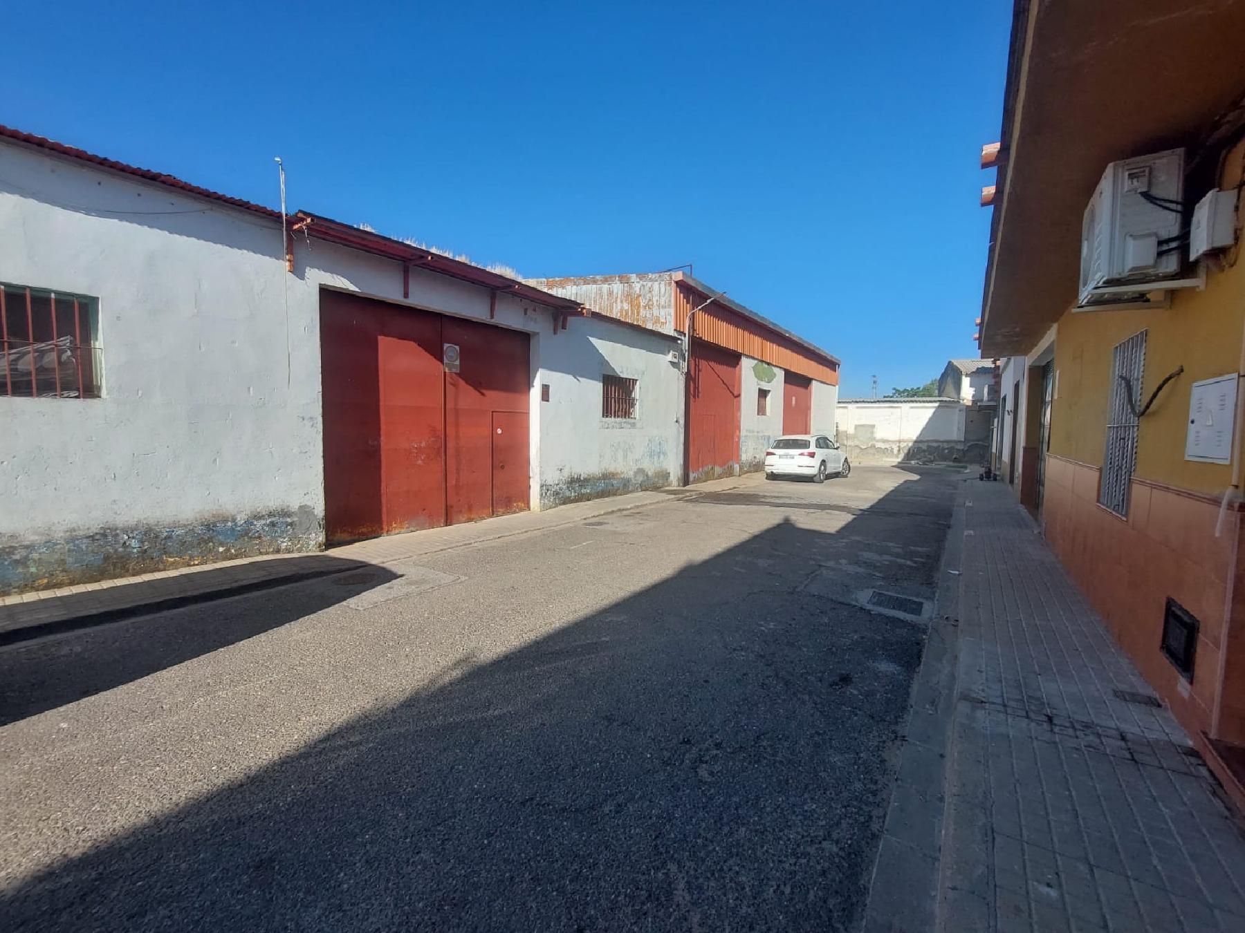 Vista exterior de Nau industrial en venda en Brenes