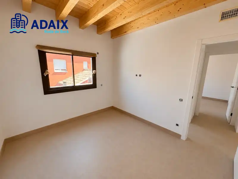 Casa o chalet en venta en Roda de Berà con Calefacción, Terraza y Piscina