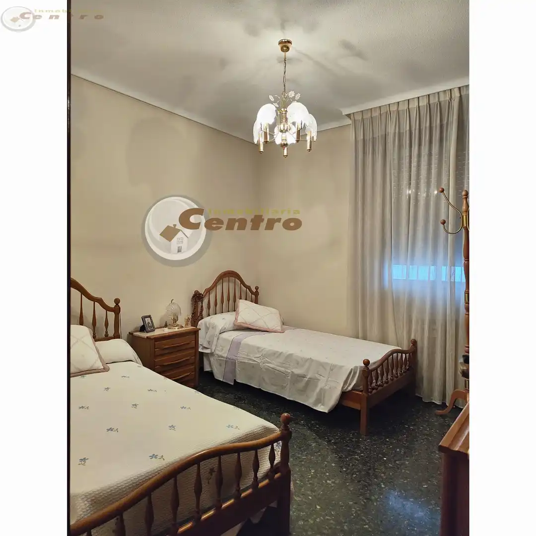 Flat with terrace for sale in Feria, imagen 28