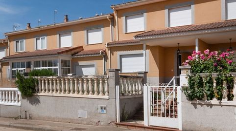 Foto 2 von Einfamilien-Reihenhaus zum Verkauf in Cm Los Partidos, Aldearrubia, Salamanca