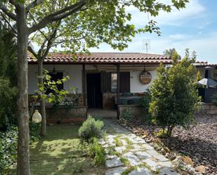 Garden of House or chalet for sale in Yunclillos  with Air Conditioner, Heating and Private garden