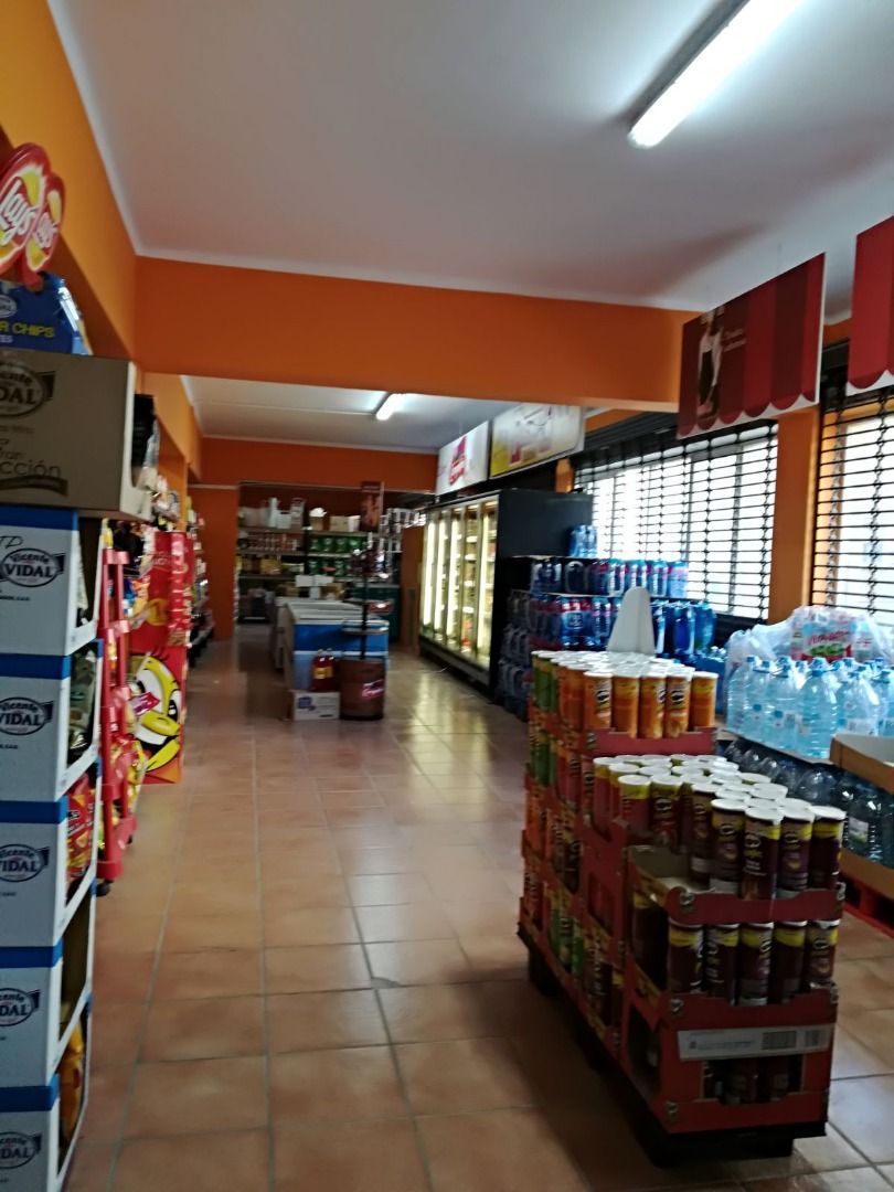 Premises for sale in Rubí  with Air Conditioner