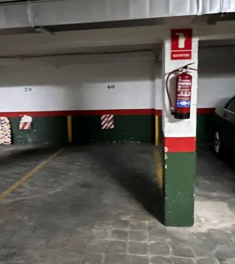 Foto 2 von Garage zur Miete in Calle de Sánchez Barcáiztegui, 39, Pacífico, Madrid Capital