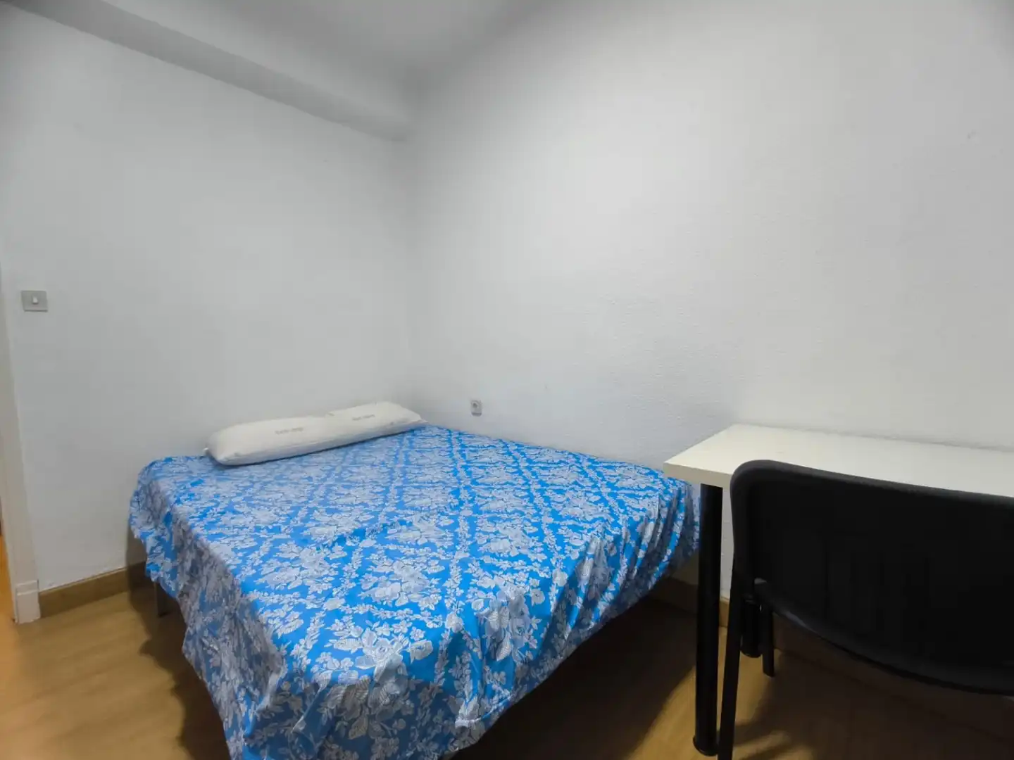 Bedroom of Flat for rent in Murcia  with Furnished, Oven and Washing machine