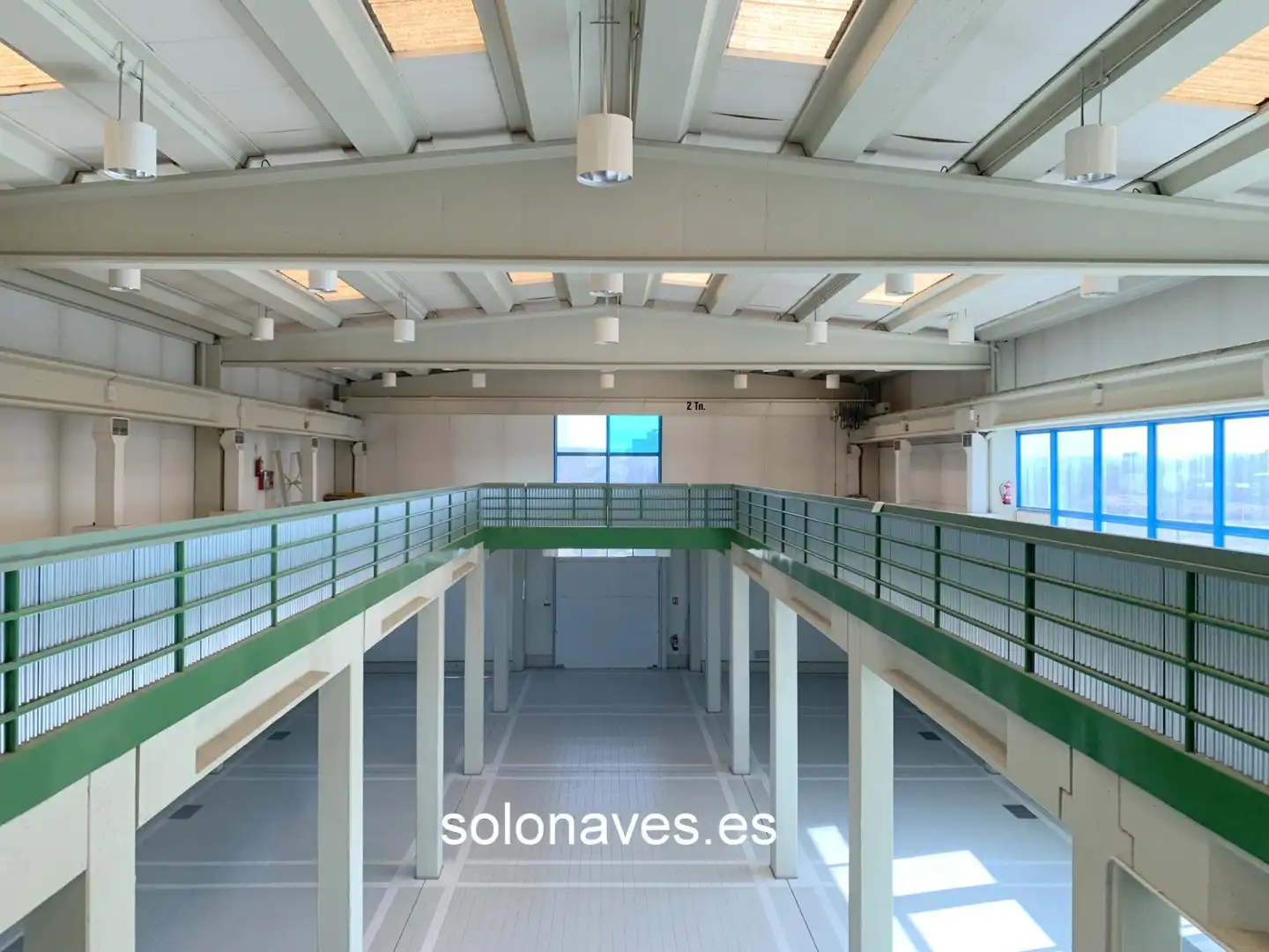 Nau industrial de lloguer en Zaragoza