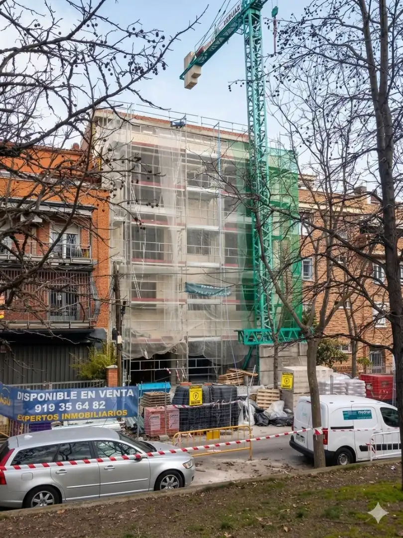 Vista exterior de Piso en venta en Madrid con Aire acondicionado, Calefacción y Jardín privado