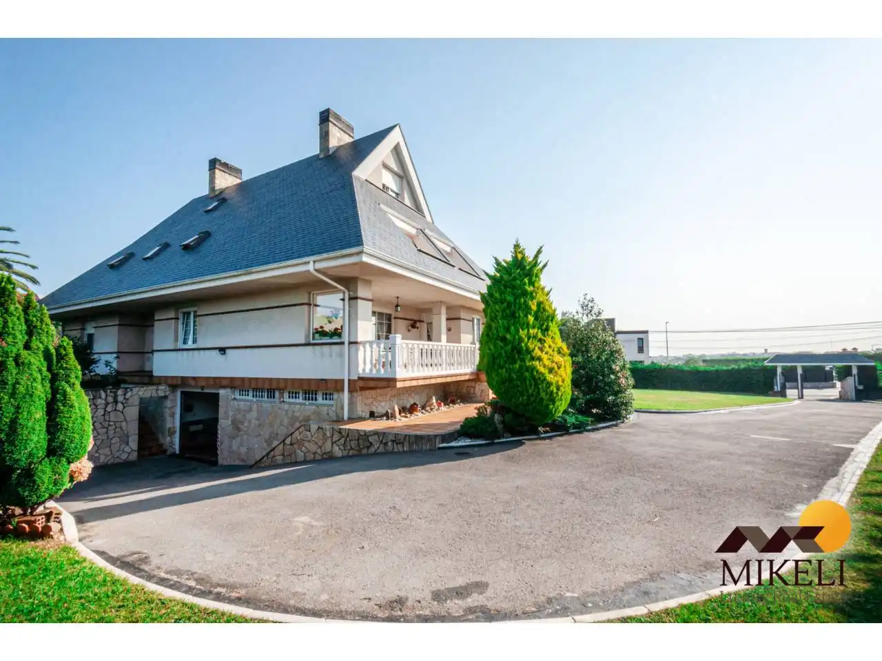 Vista exterior de Casa o chalet en venta en Santa Cruz de Bezana con Calefacción, Jardín privado y Terraza