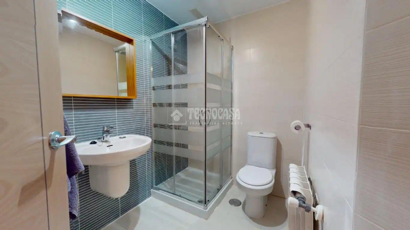 Baño de Piso en venta en Yebes