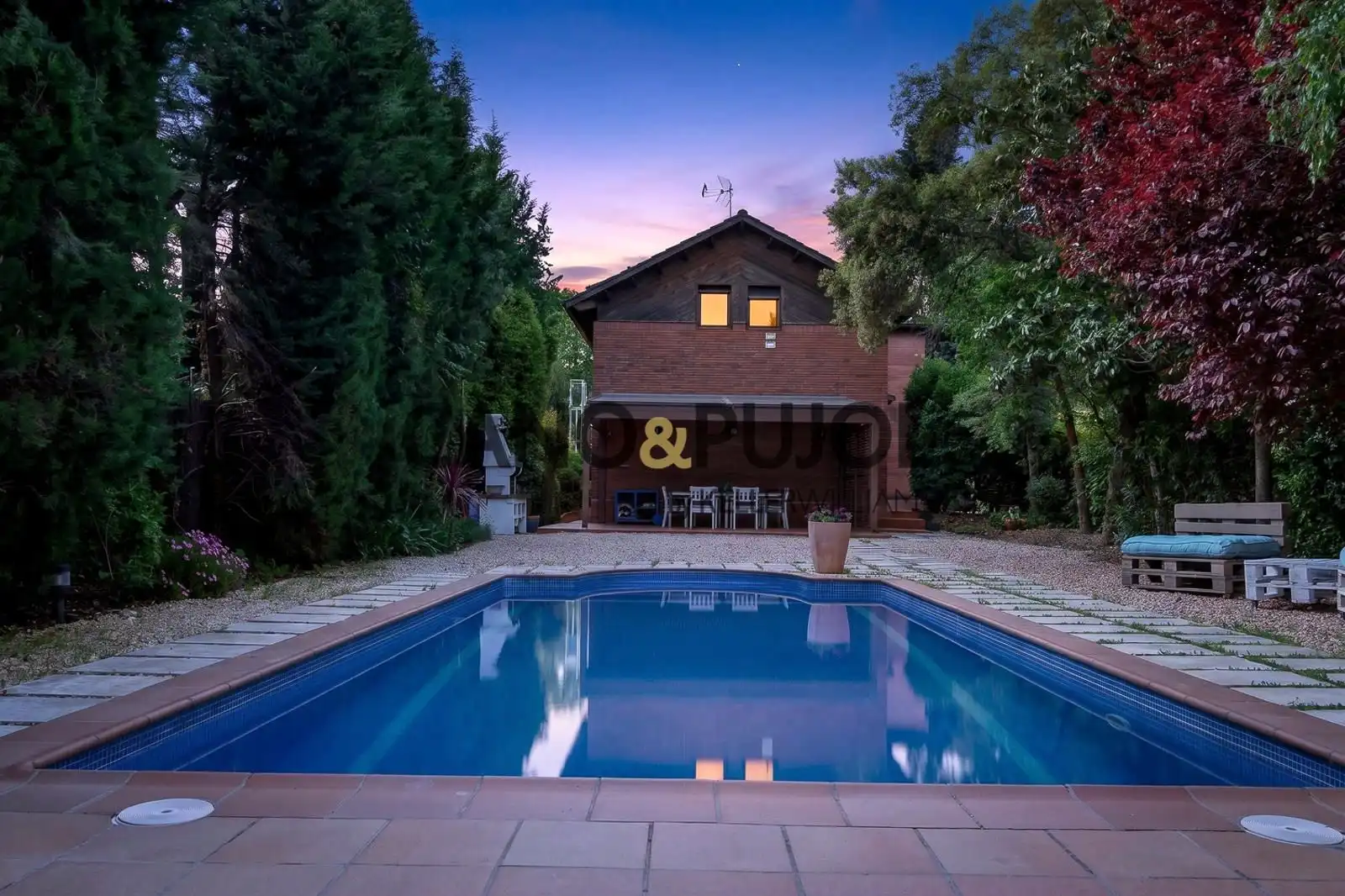 Piscina de Casa o xalet en venda en Sant Cugat del Vallès amb Aire condicionat, Calefacció i Terrassa