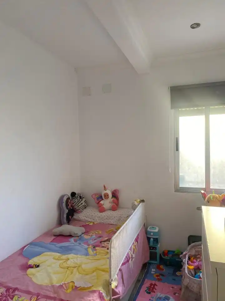 Habitación de Piso en venta en Dos Hermanas con Aire acondicionado y Terraza