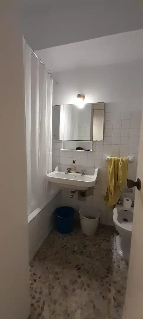 Baño de Piso en venta en Córdoba con Alarma