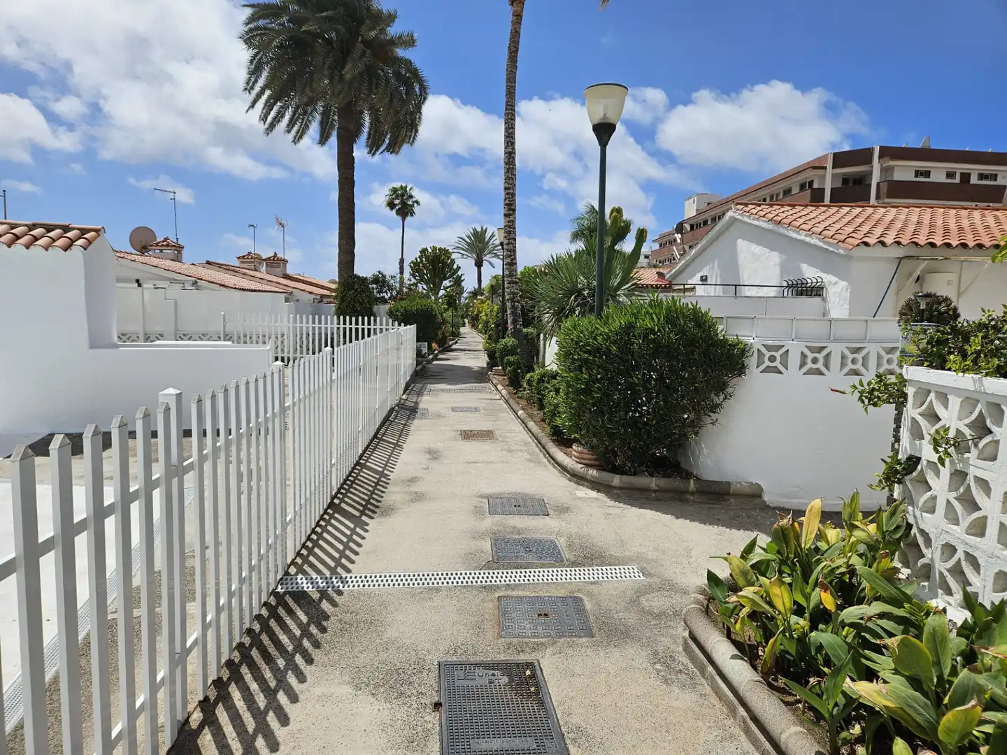 Vista exterior de Casa o chalet en venta en San Bartolomé de Tirajana con Aire acondicionado, Jardín privado y Amueblado