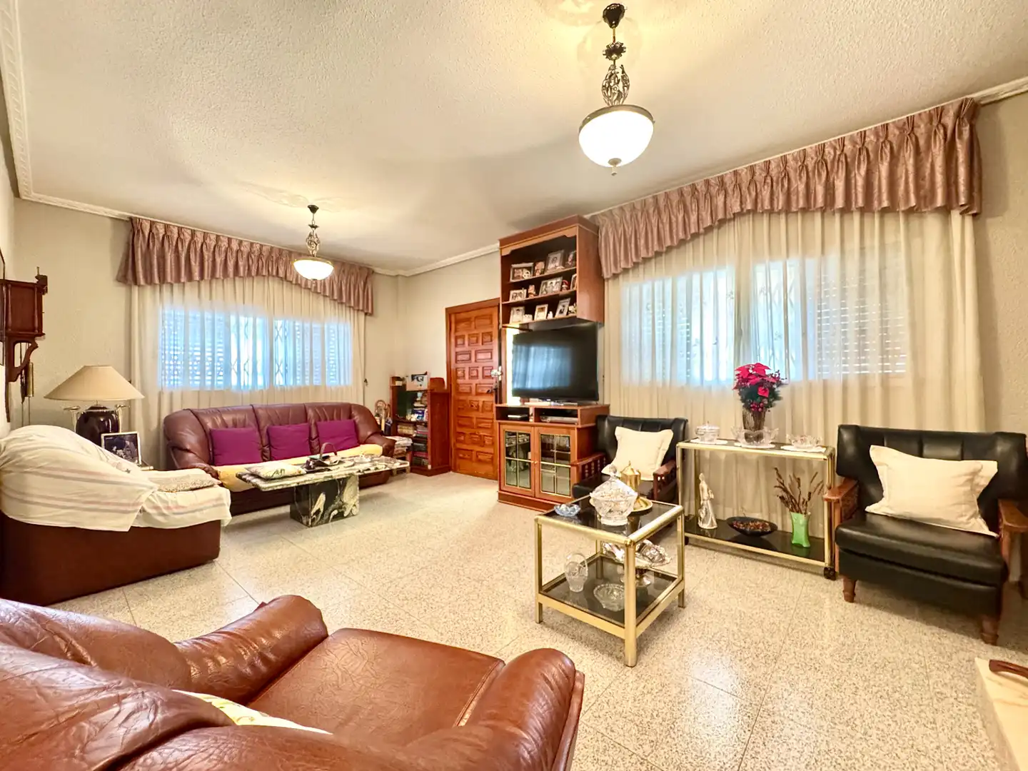 Sala de estar de Casa o chalet en venta en Moncada con Aire acondicionado, Jardín privado y Terraza