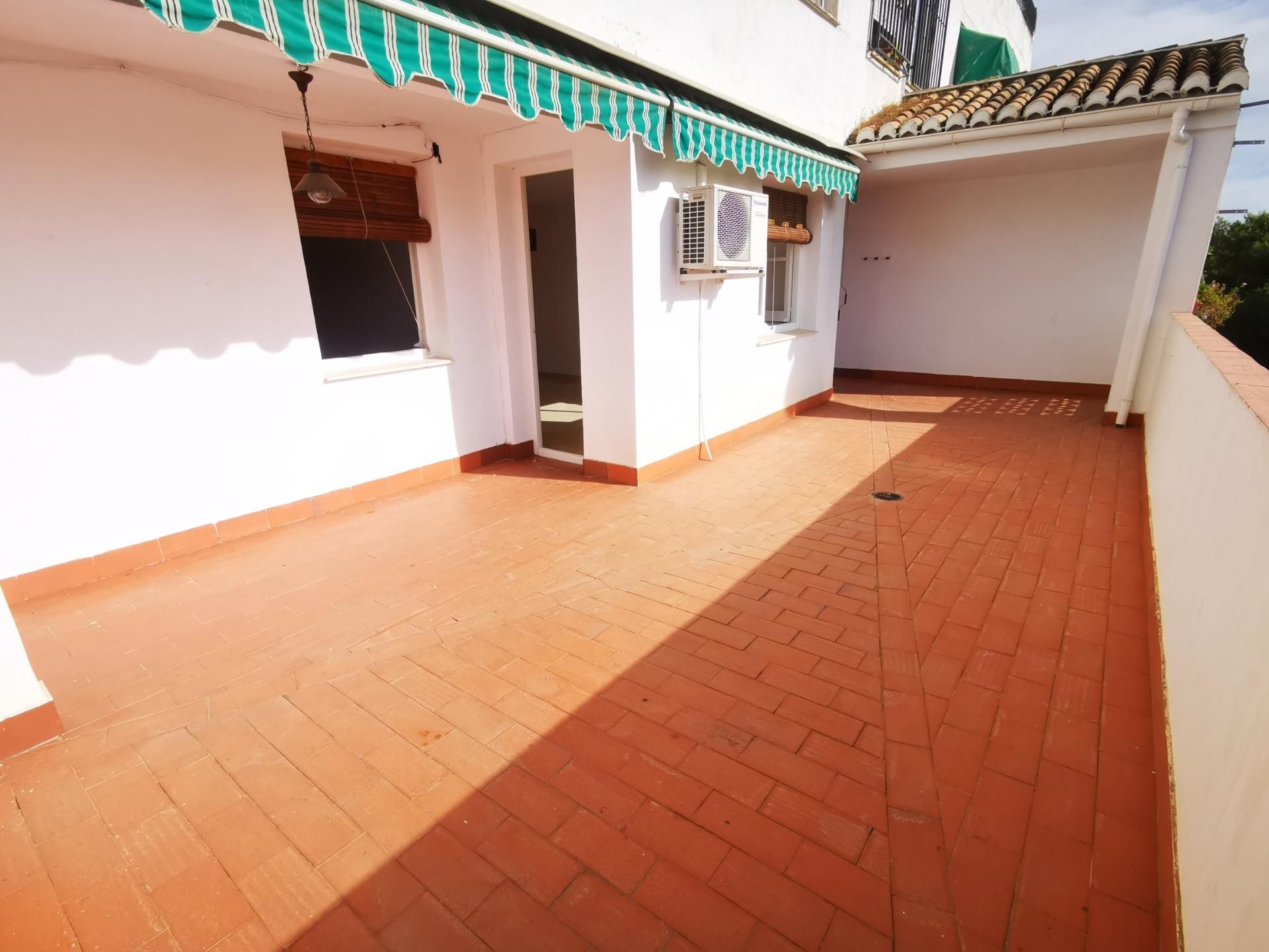 Terrace of Flat to rent in  Granada Capital  with Terrace and Storage room