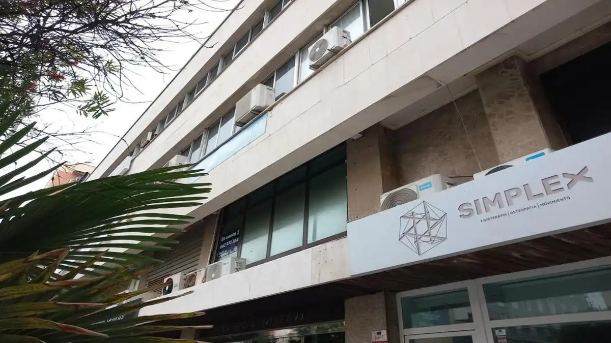 Vista exterior de Oficina en venda en Cádiz