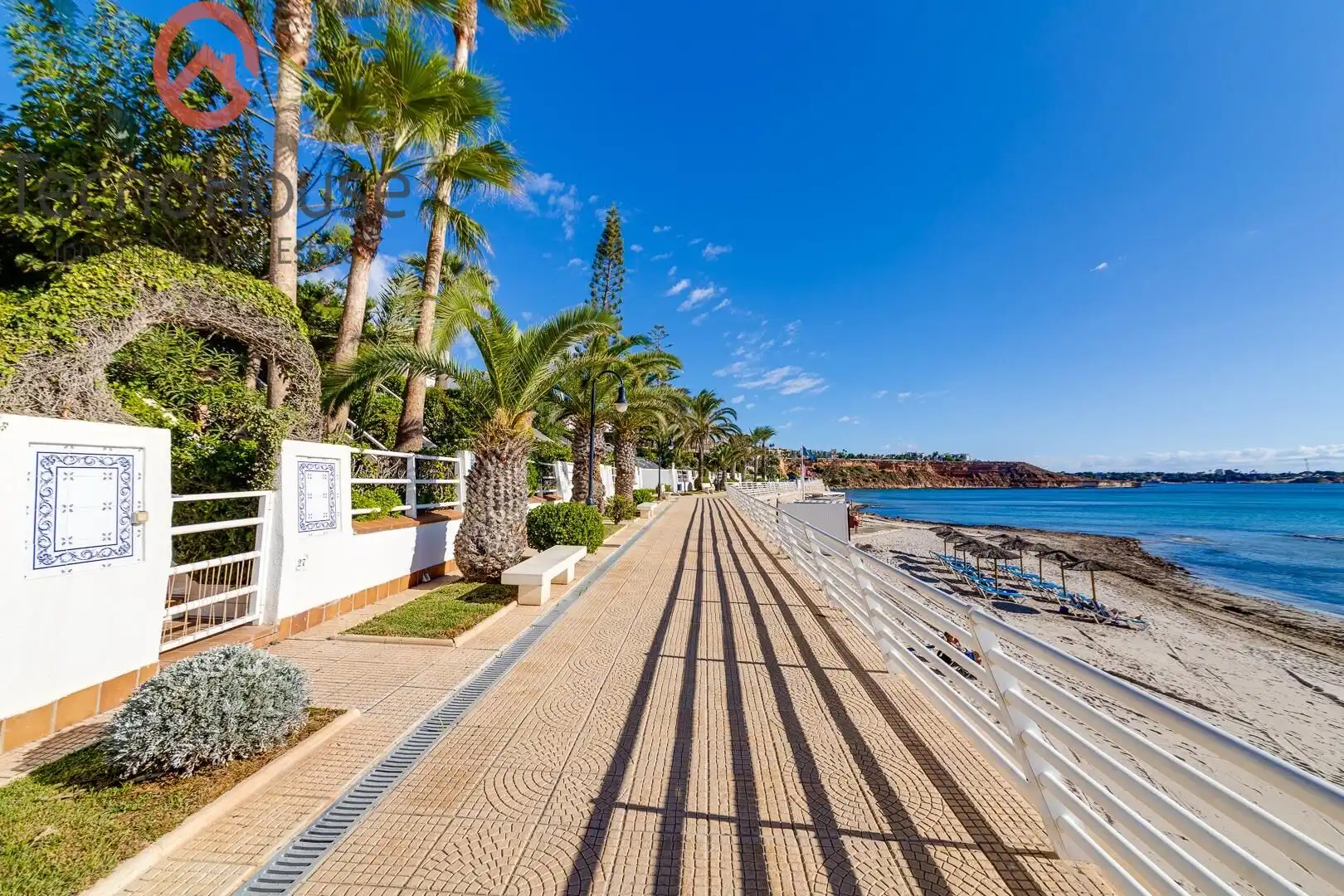 Vista exterior de Apartament en venda en Orihuela amb Aire condicionat, Calefacció i Jardí privat
