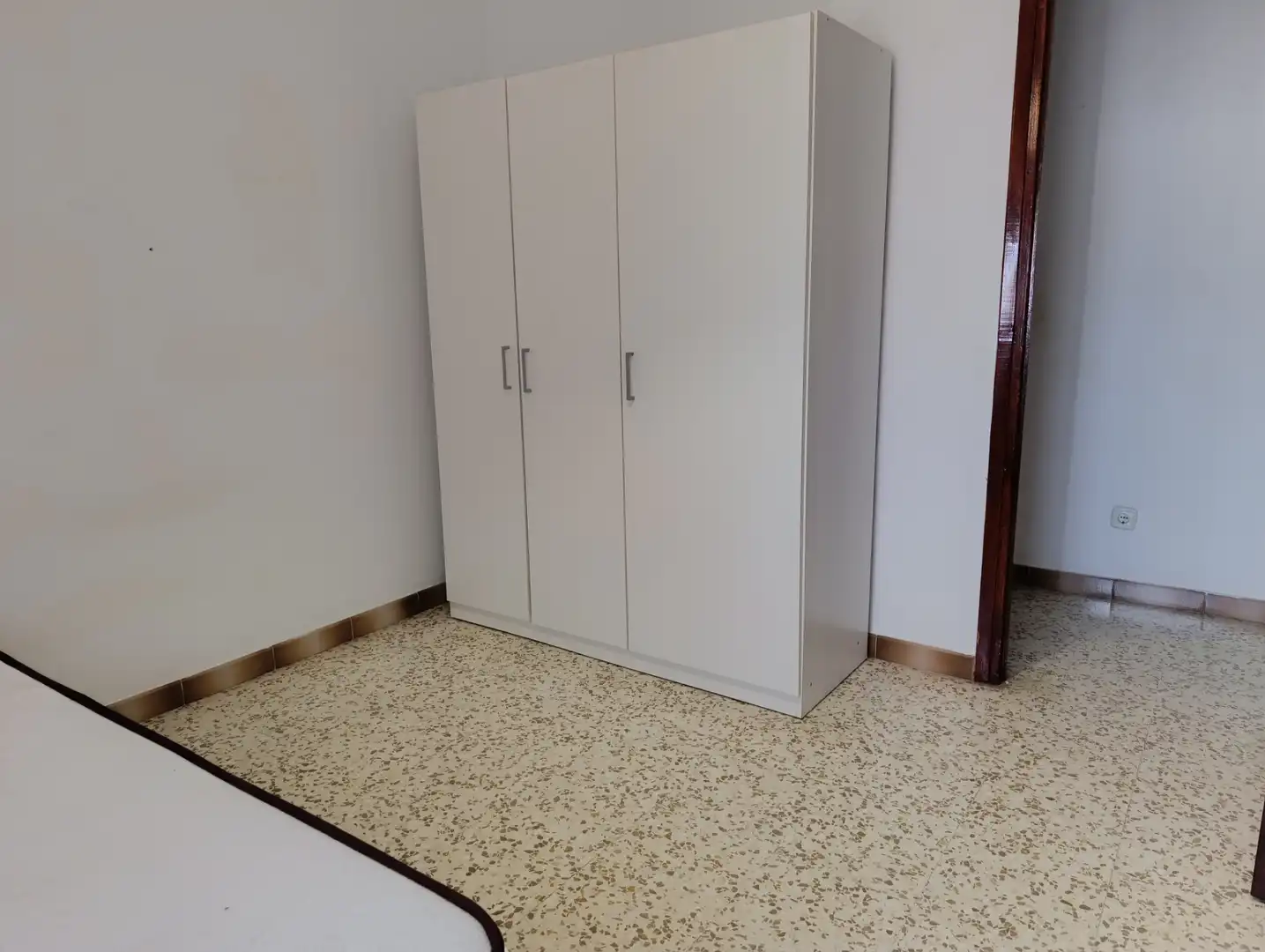 Habitación de Piso de alquiler en Dos Hermanas con Aire acondicionado, Terraza y Amueblado