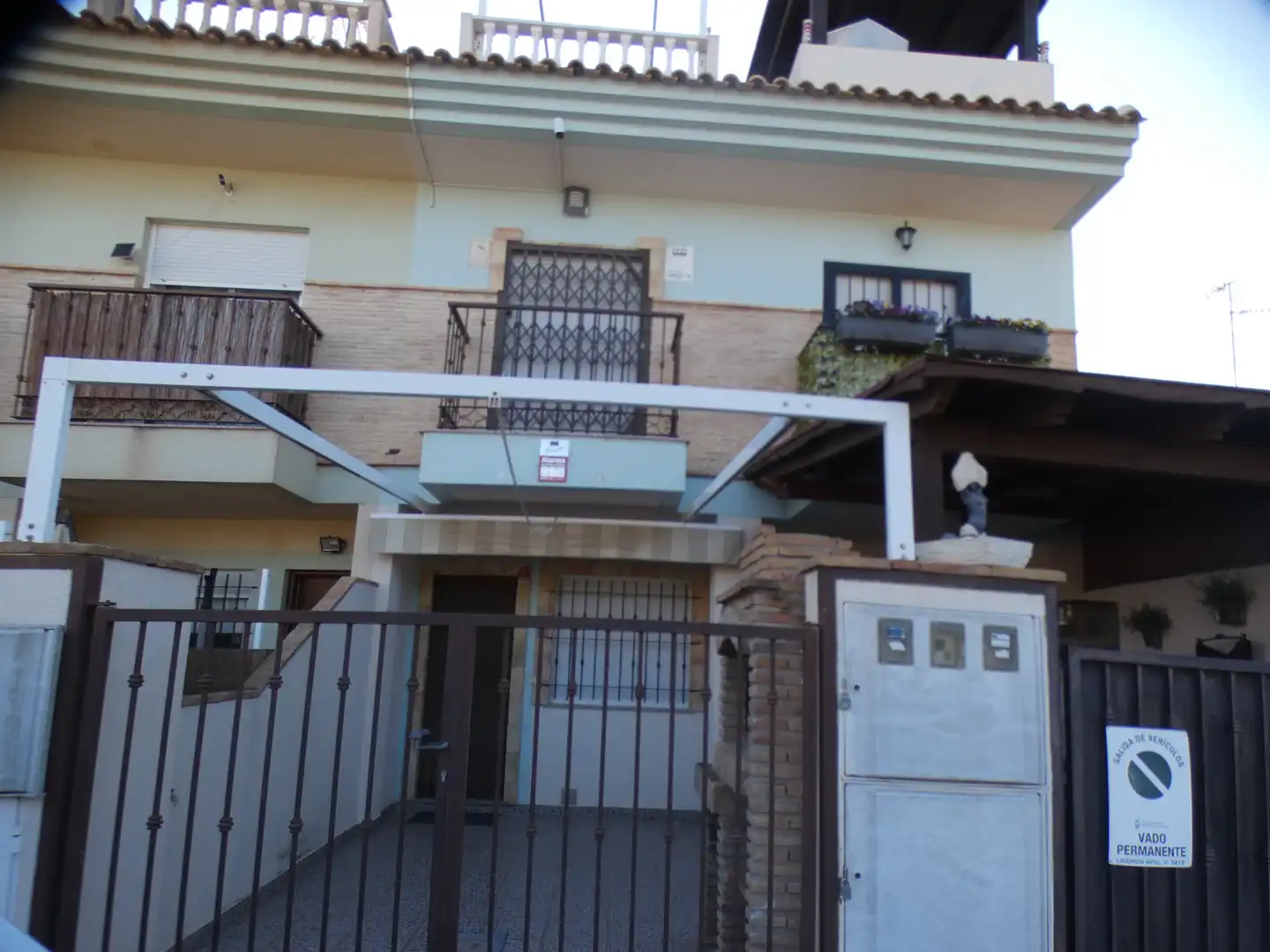 Reihenhaus mit Terrasse zum Verkauf in Los Peñascos - El Salero - Los Imbernones, imagen 5