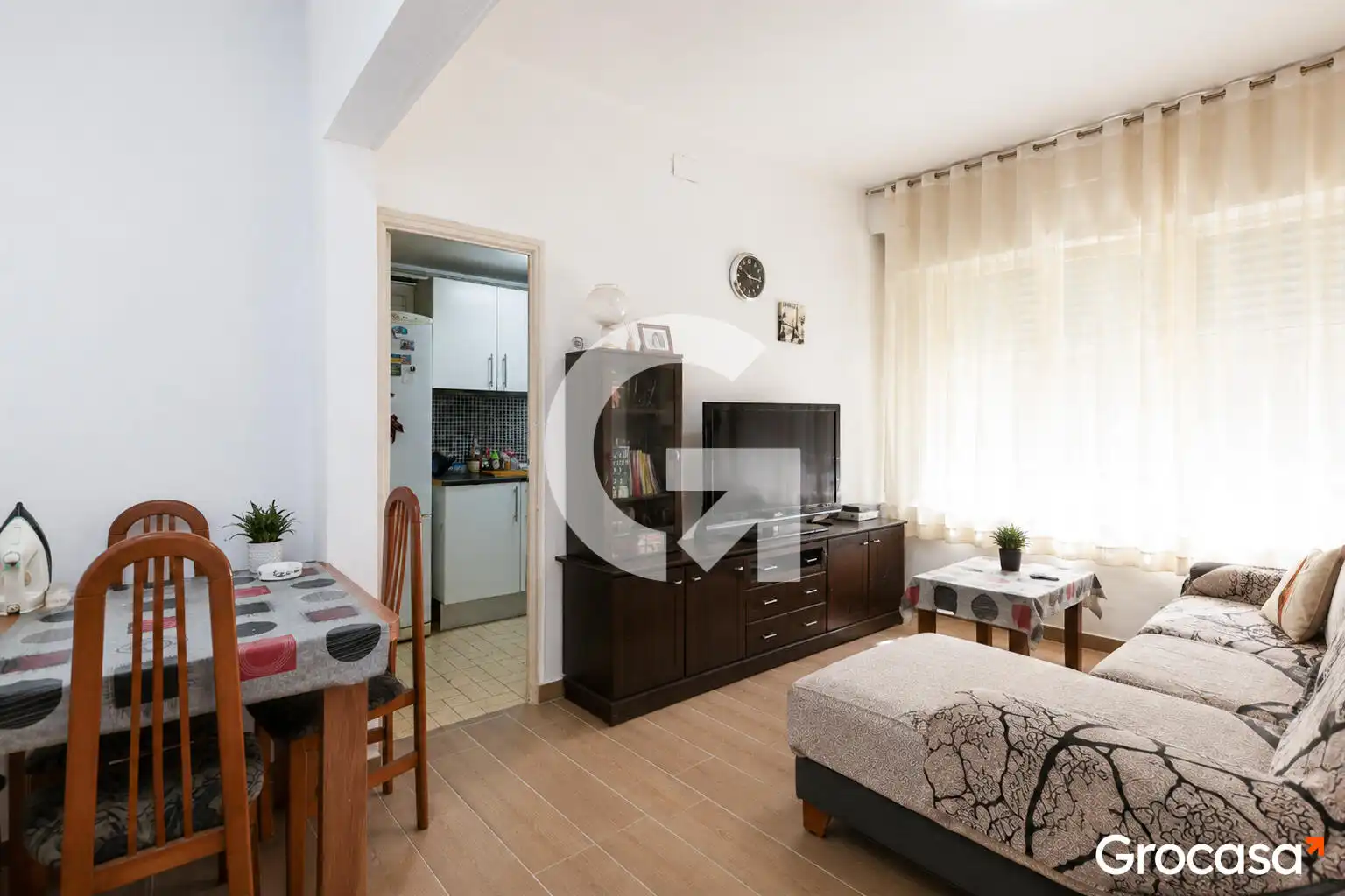 Wohnzimmer von Erdgeschoss zum Verkauf in Gavà mit Klimaanlage, Heizung und Ofen