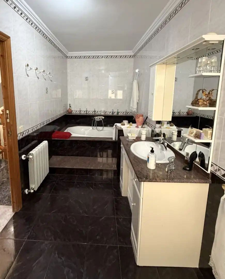 Bathroom of Detached homes for sale in El Perelló  with Heating and Terrace