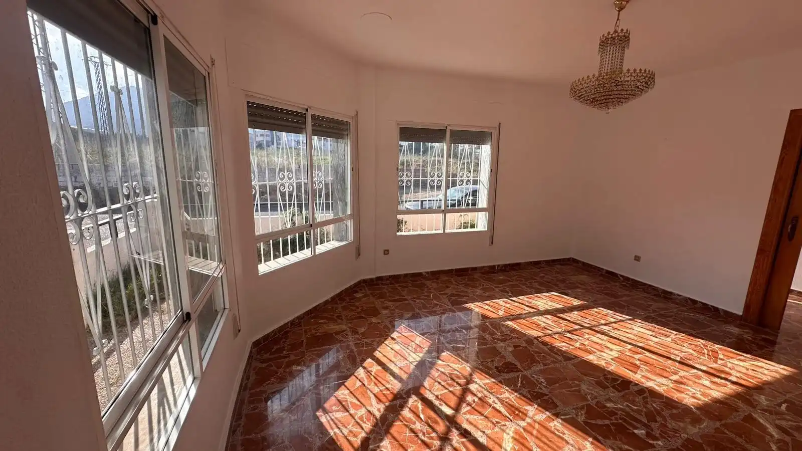 Vista exterior de Casa adosada en venta en La Unión ciudad