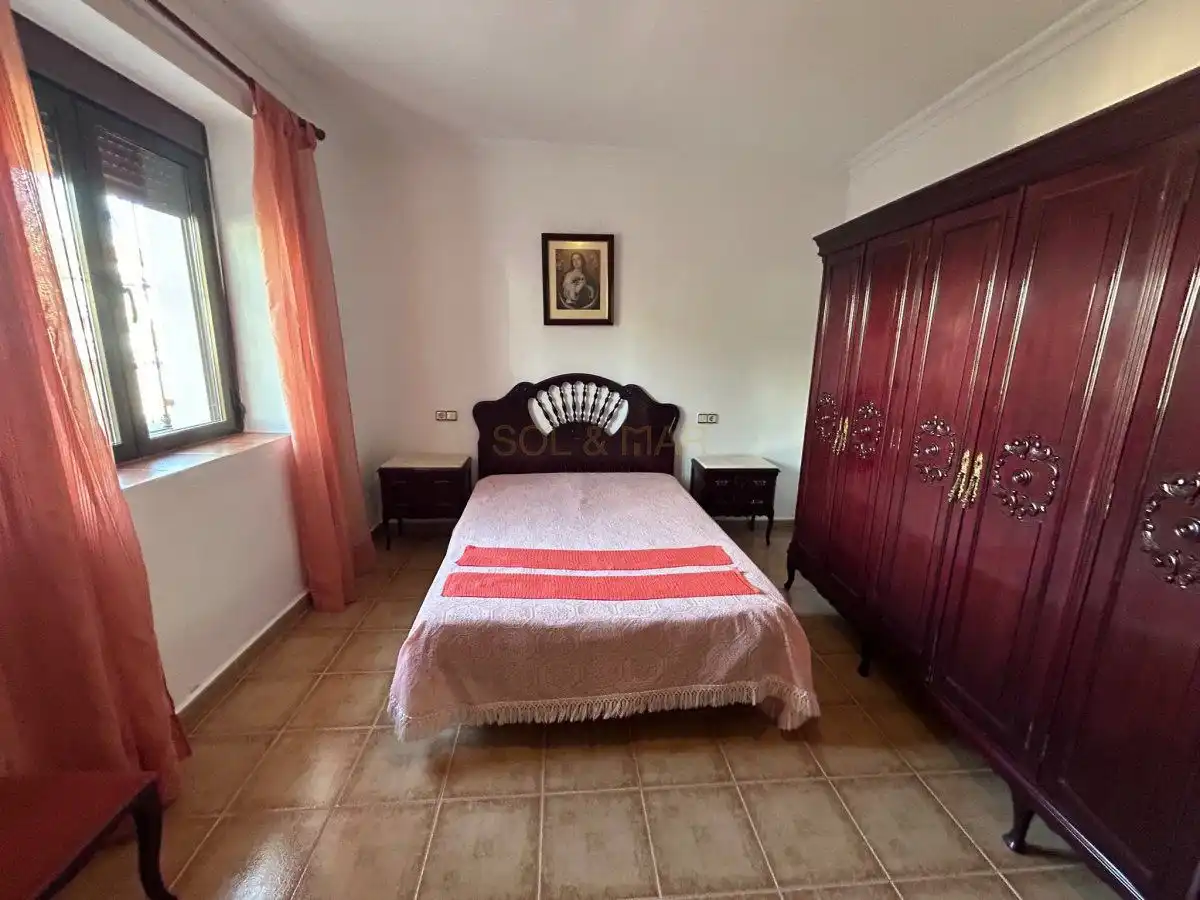 Dormitori de Casa o xalet en venda en Álora amb Calefacció, Terrassa i Traster
