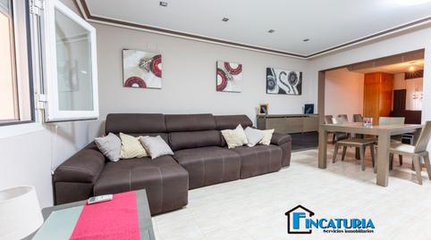 Foto 4 de Casa adosada en venda a Avenida de Los Naranjos, 5, Riba-roja de Túria, Valencia