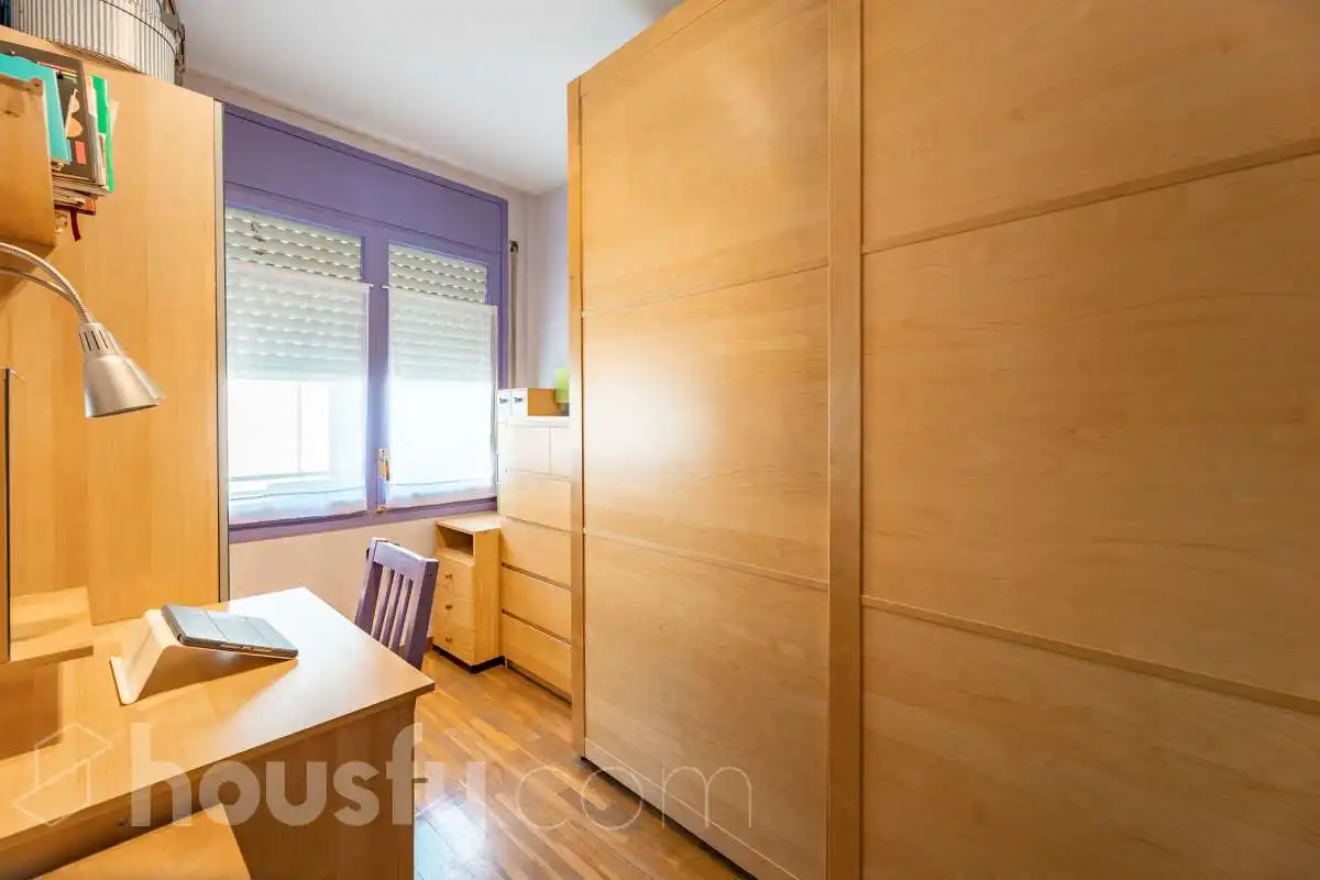 Habitación de Casa o chalet en venta en Sant Cugat del Vallès con Calefacción, Jardín privado y Parquet
