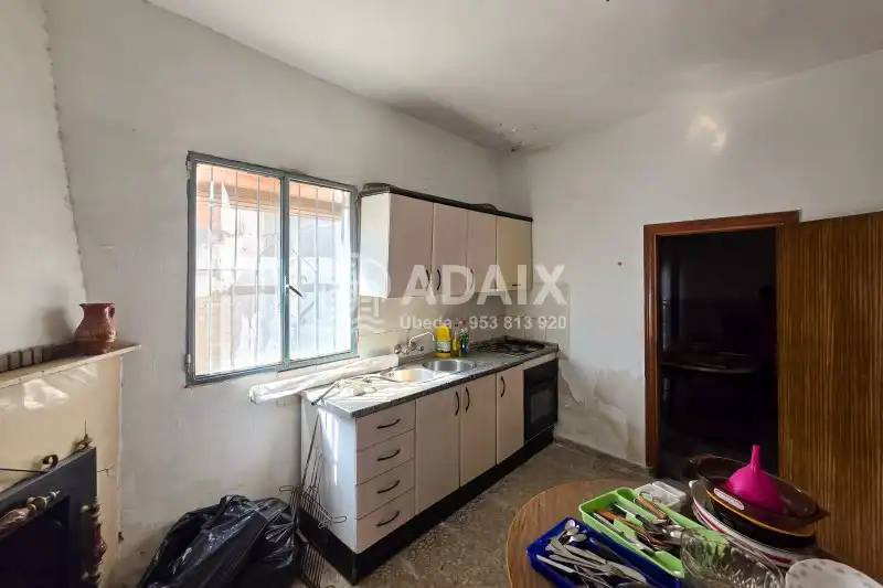 Kitchen of Houses for sale in Úbeda