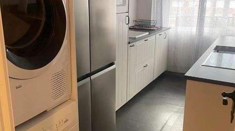 Foto 3 de Piso en venta en San Martin Abendañoko Plaza, Txagorritxu, Vitoria - Gasteiz