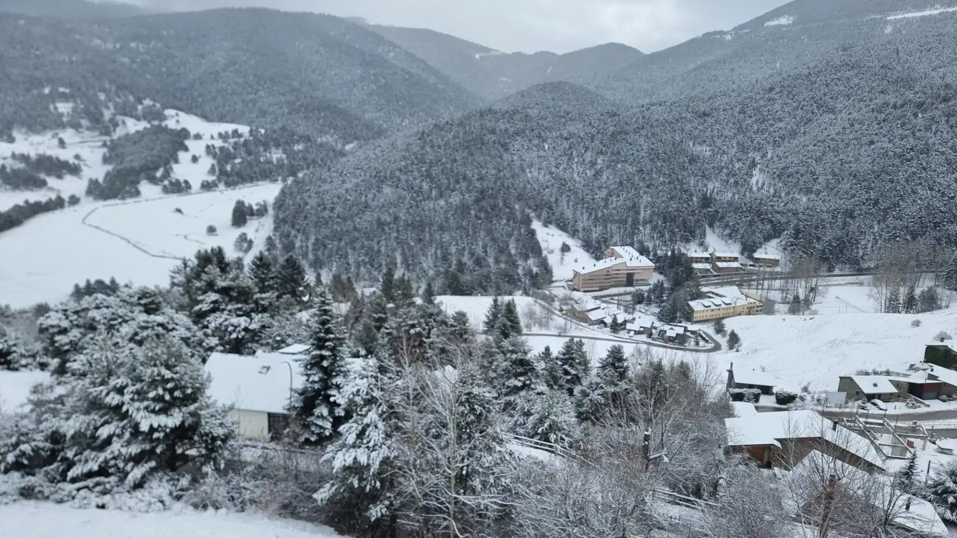Piso con terraza en alquiler en La Molina, imagen 28