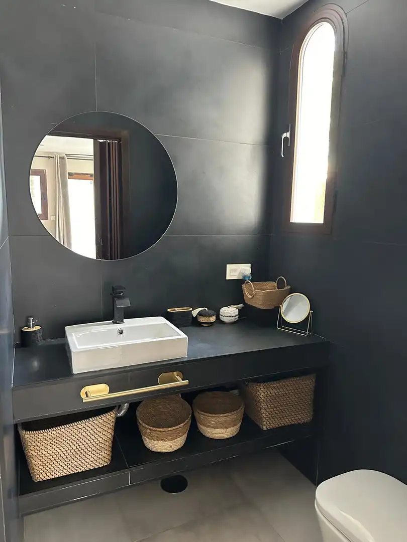 Baño de Casa o chalet de alquiler en Salobreña con Aire acondicionado, Jardín privado y Parquet