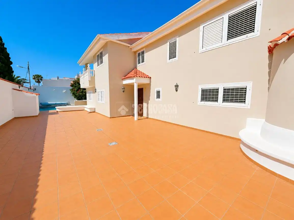 Vista exterior de Casa o chalet en venta en Candelaria con Aire acondicionado, Jardín privado y Terraza