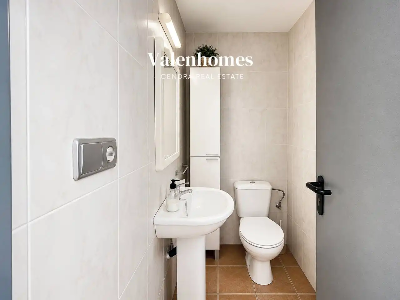Bathroom of Houses for sale in Lliçà d'Amunt  with Air Conditioner, Private garden and Furnished
