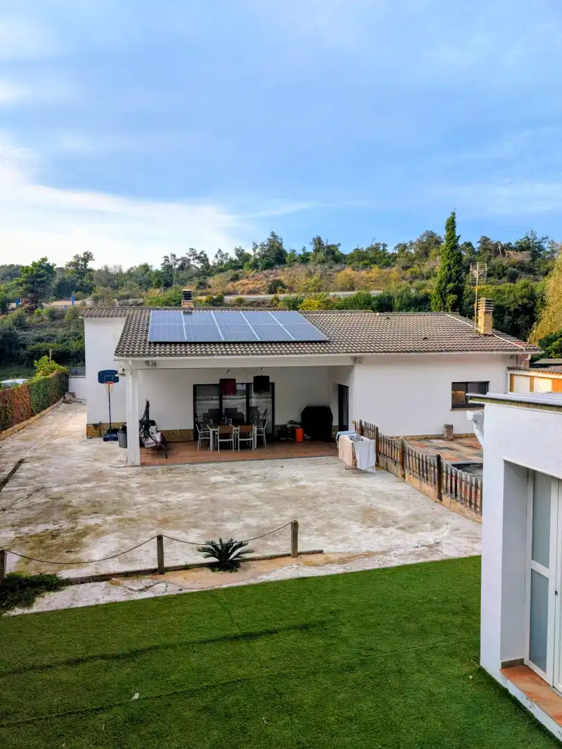 Vista exterior de Casa o xalet en venda en Maçanet de la Selva amb Aire condicionat, Jardí privat i Terrassa
