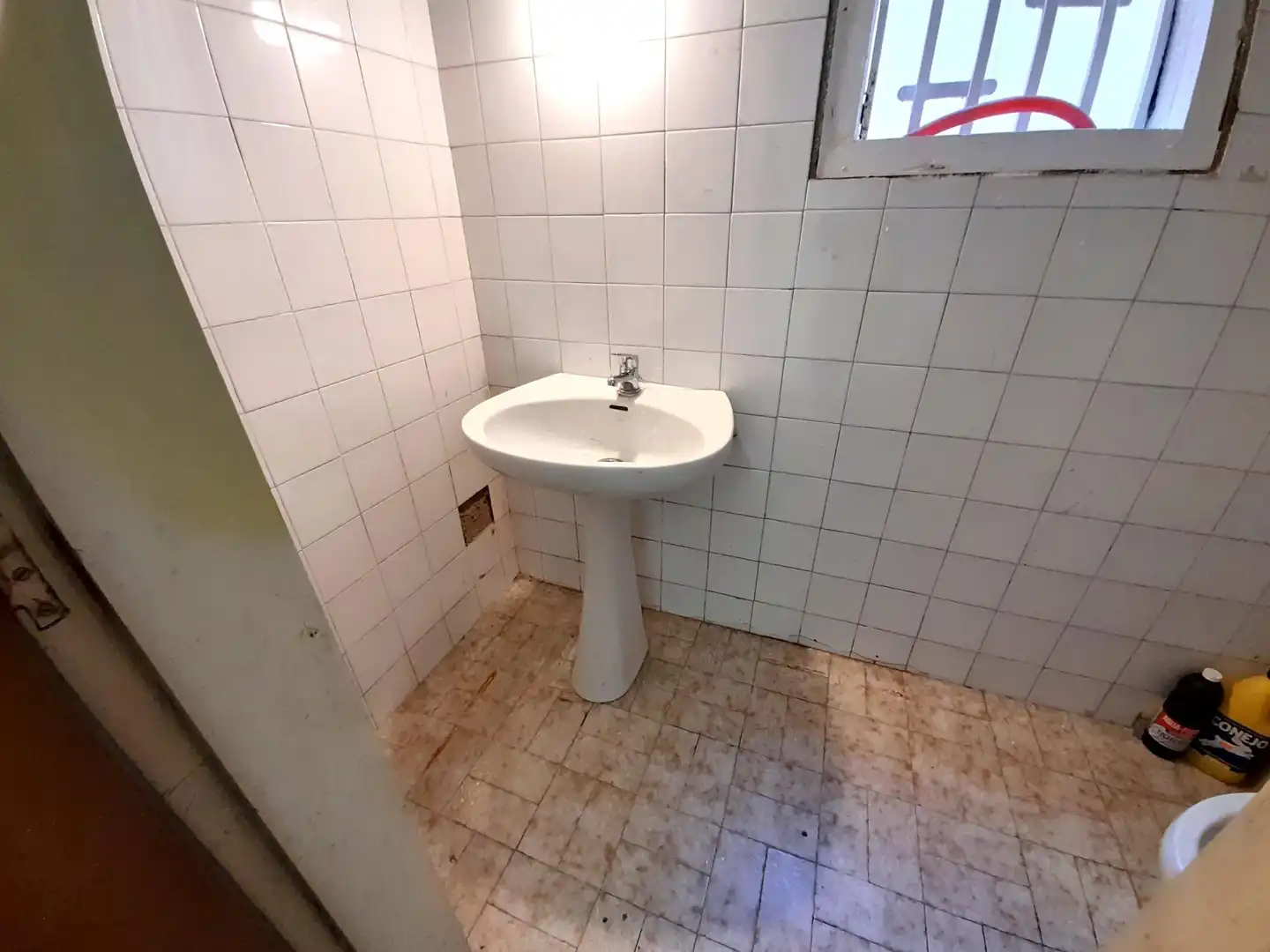 Baño de Local de alquiler en El Prat de Llobregat