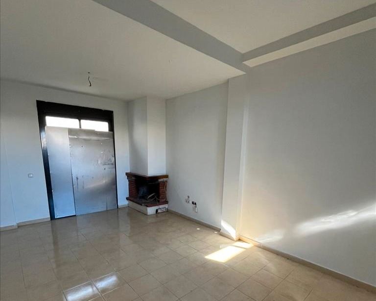 Casa adosada en venda a Cronista Manuel Garcia Fernandez, Carrión de los Céspedes