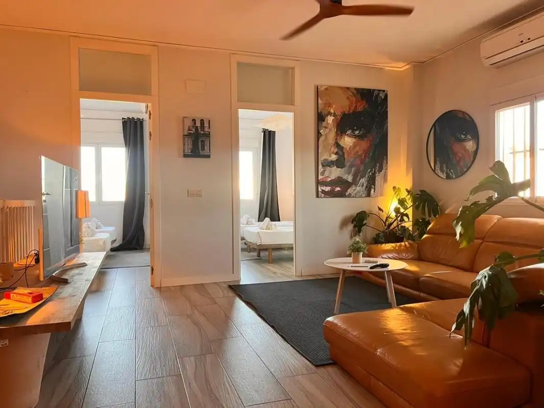 Casa amb terrassa en venda a C/ d'Eugènia Viñes, imagen 4