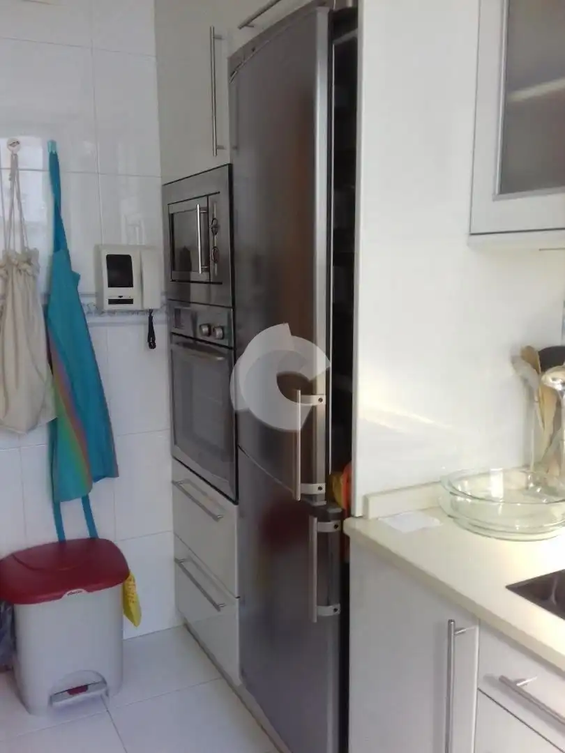 Cocina de Apartamento en venta en Ourense Capital  con Calefacción, Trastero y Amueblado