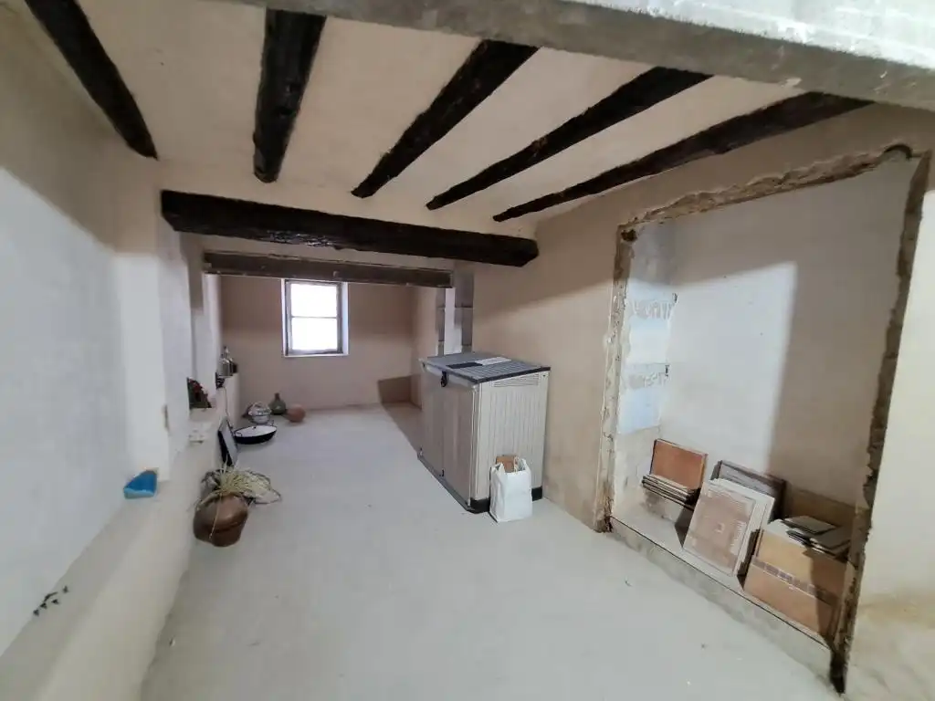 Casa adosada en venta en Valderrobres con Calefacción, Horno y Lavadora