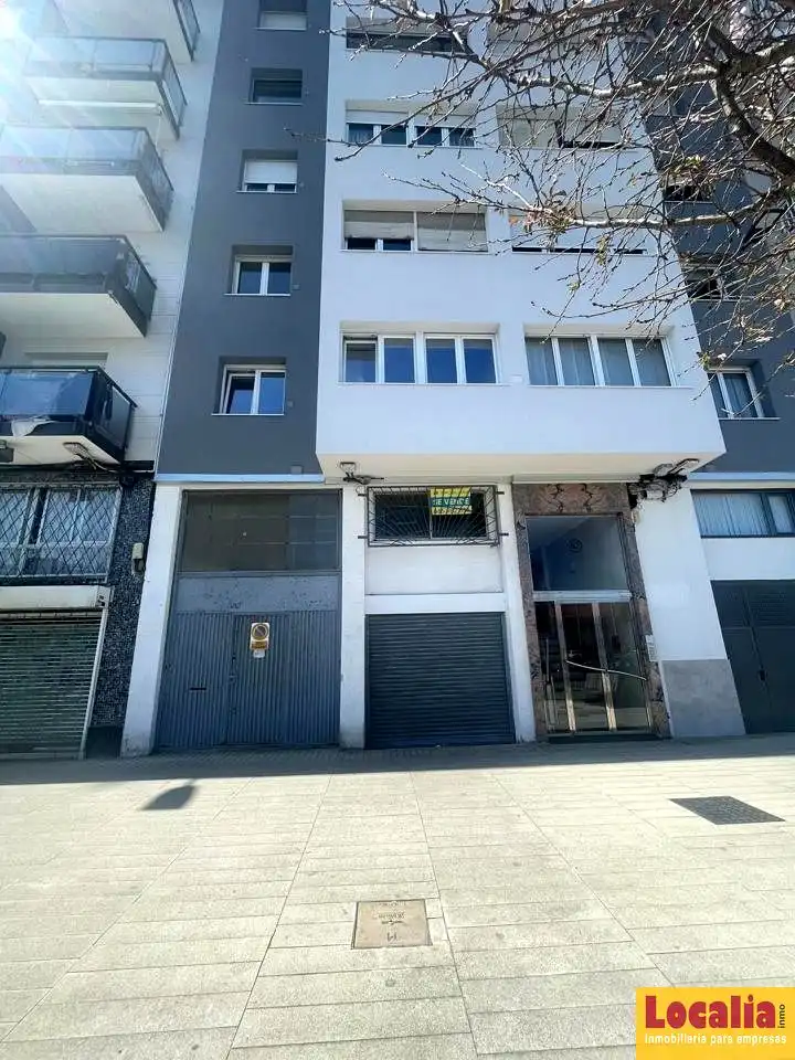 Local comercial en venta en Antonio López, imagen 2