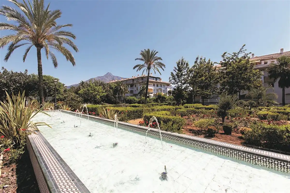 Apartment mit Pool zum Verkauf in Nueva Andalucía, imagen 9