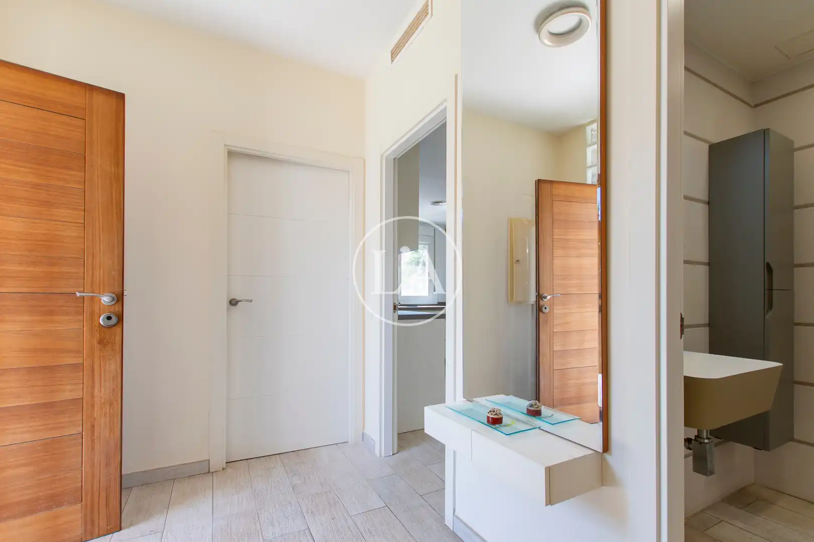 Semi-detached house with terrace for sale in Carrer d'Alexandre Galí, imagen 30