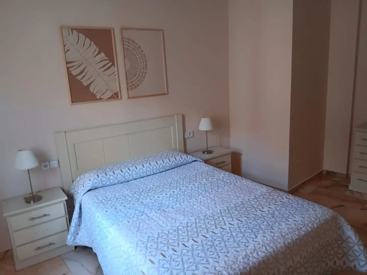 Bedroom of Flat for rent in Jaén  with Air Conditioner, Storage room and Furnished