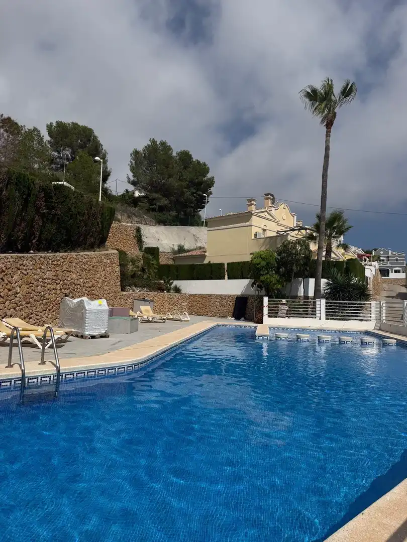 Adosado con piscina en venta en Cometa