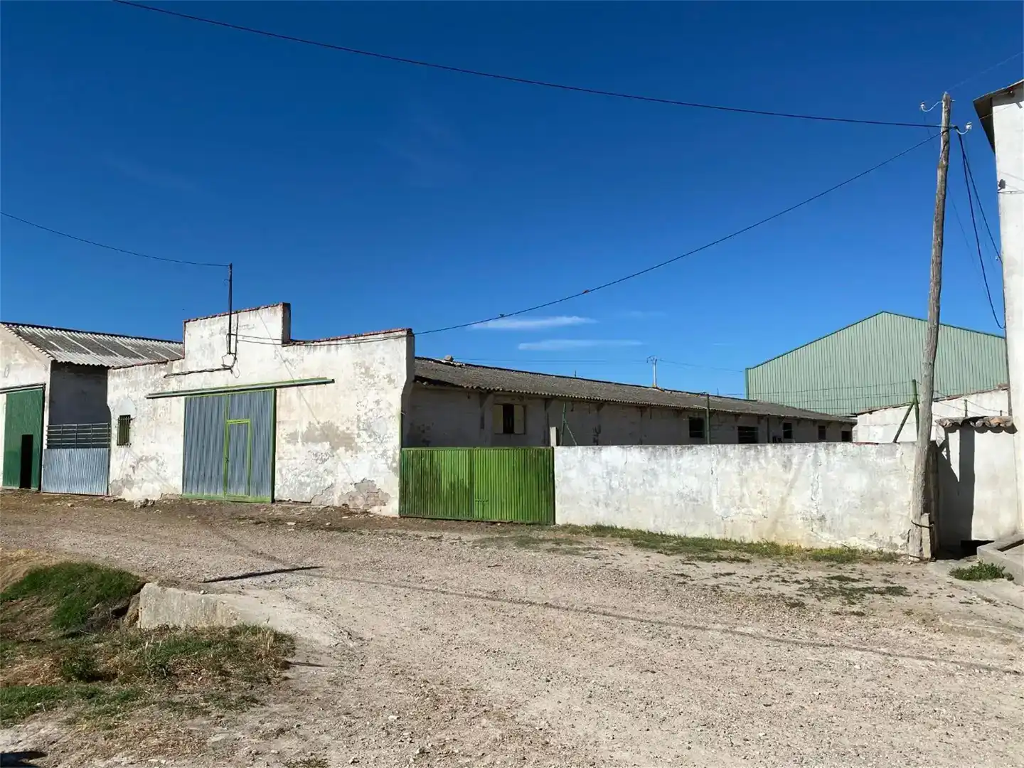 Exterior view of Industrial buildings for sale in Olmos de Esgueva