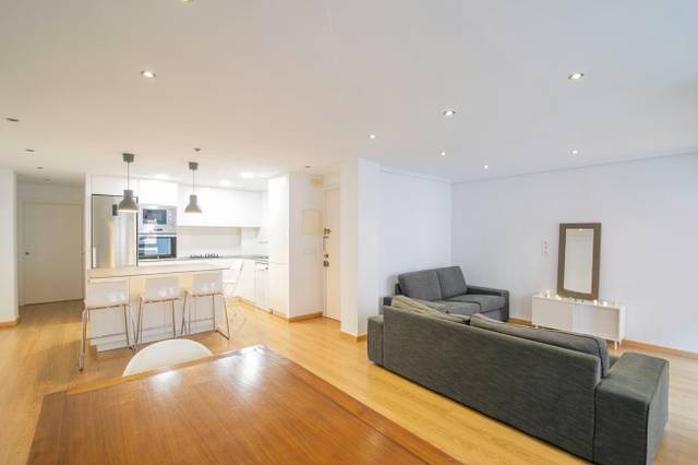 Piso en Venta en Calle LITERATO AZORIN en Russafa