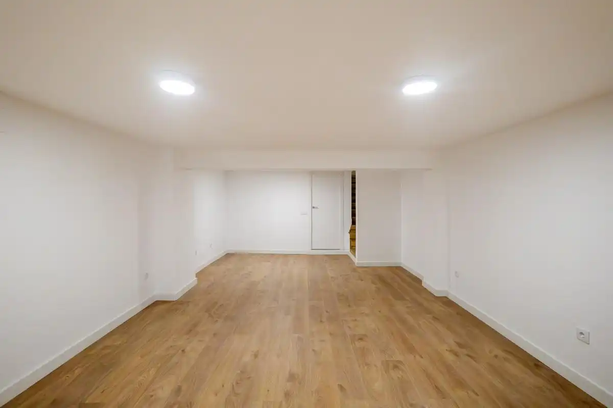 Erdgeschoss zum Verkauf in Pozuelo de Alarcón mit Klimaanlage und Heizung