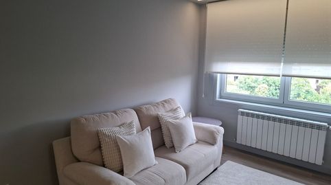 Foto 3 de Apartamento de alquiler en Amado Carballo, Polvorín, Ourense Capital